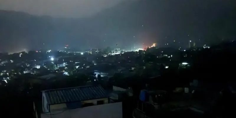 حملات هوایی هند به پاکستان و کشمیر تحت کنترل پاکستان